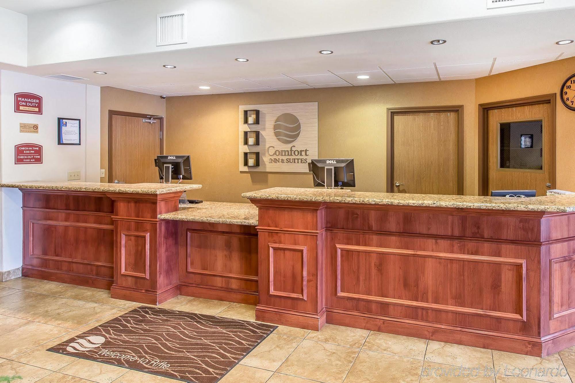 Comfort Inn & Suites Rifle Exterior photo